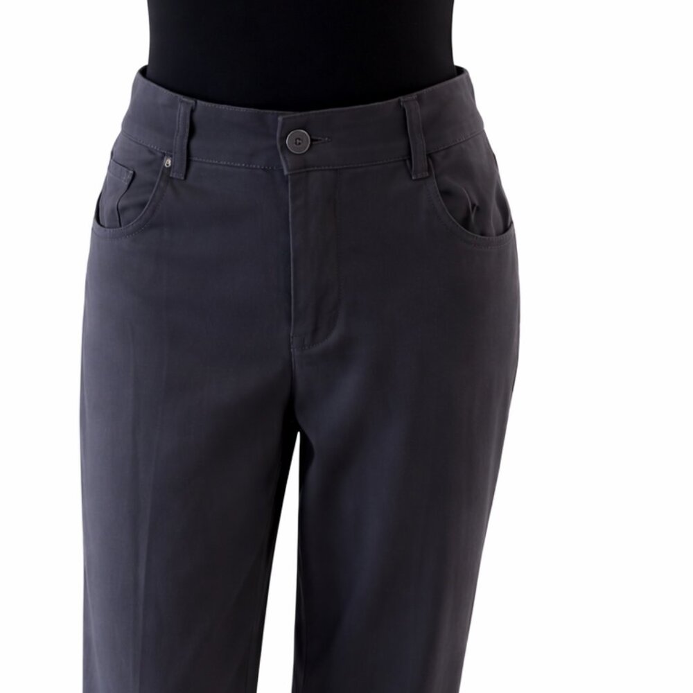 Liz Claiborne Women’s Black Skinny Jeans – Size 12